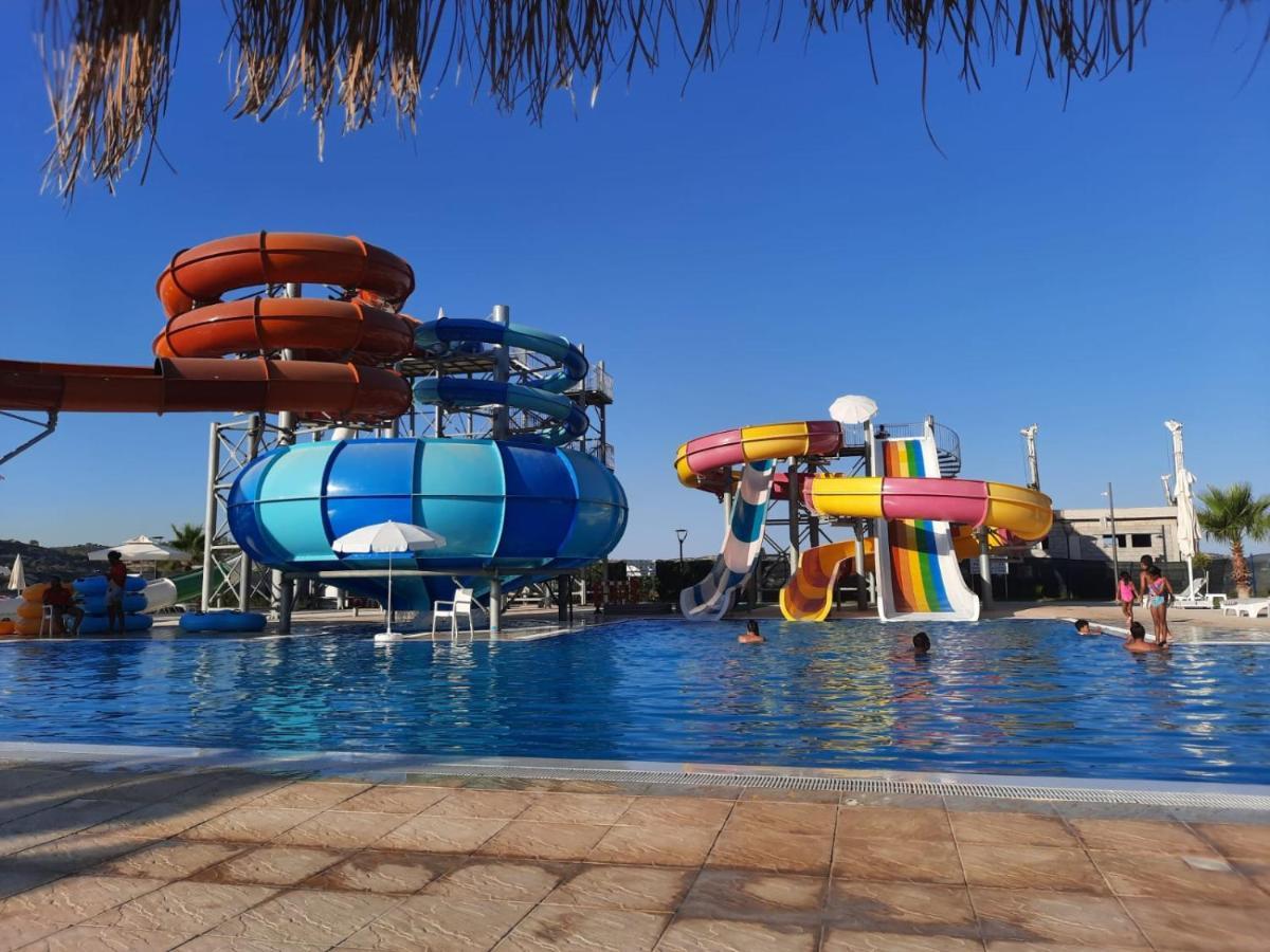 Sunrise Beach Suite B7 Gastria Exterior photo